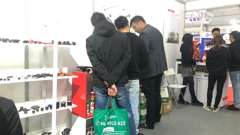 歐拓制造不銹鋼拉手,內(nèi)波紋手輪,背波紋手輪,橢圓拉手,膠木拉手,方形拉手 歐拓制造不銹鋼拉手,內(nèi)波紋手輪,背波紋手輪,橢圓拉手,膠木拉手,方形拉手
